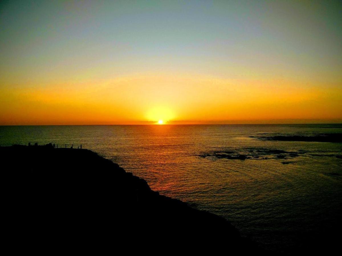 Enjoy Cotillo Luaran gambar